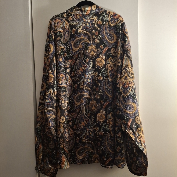 Men's Paisley Button-Up Shirt - Picture 3 of 5